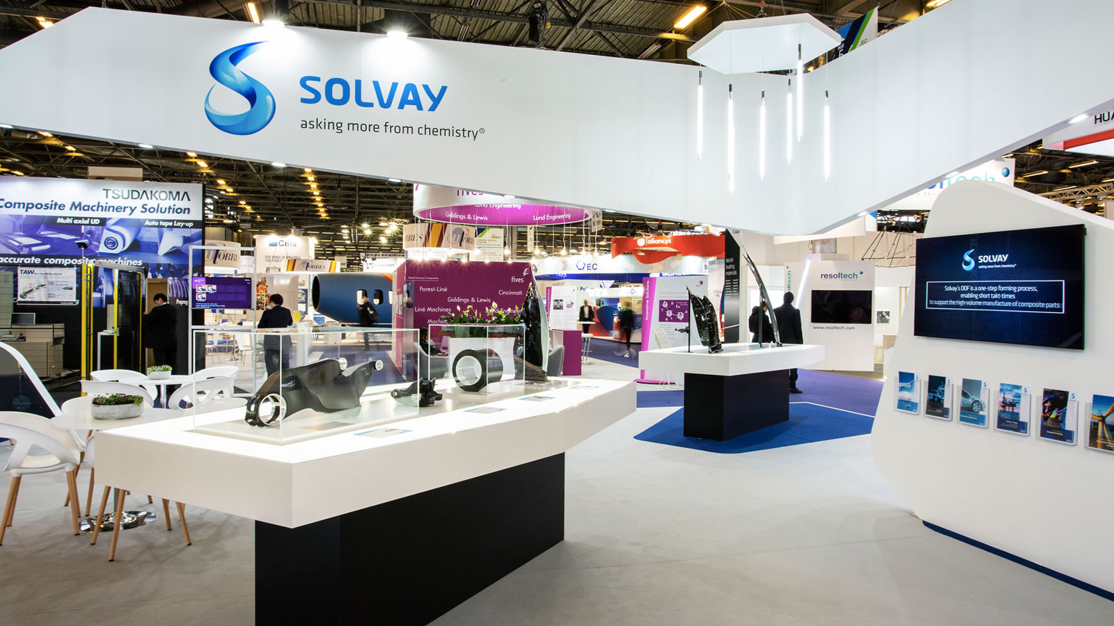 Stand-Design-Solvay-JEC-Neon-Feature