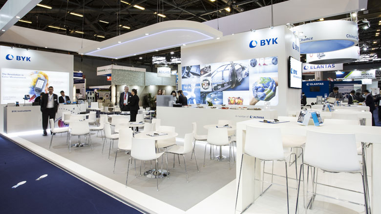 Open Meeting and Discussion Areas Bright