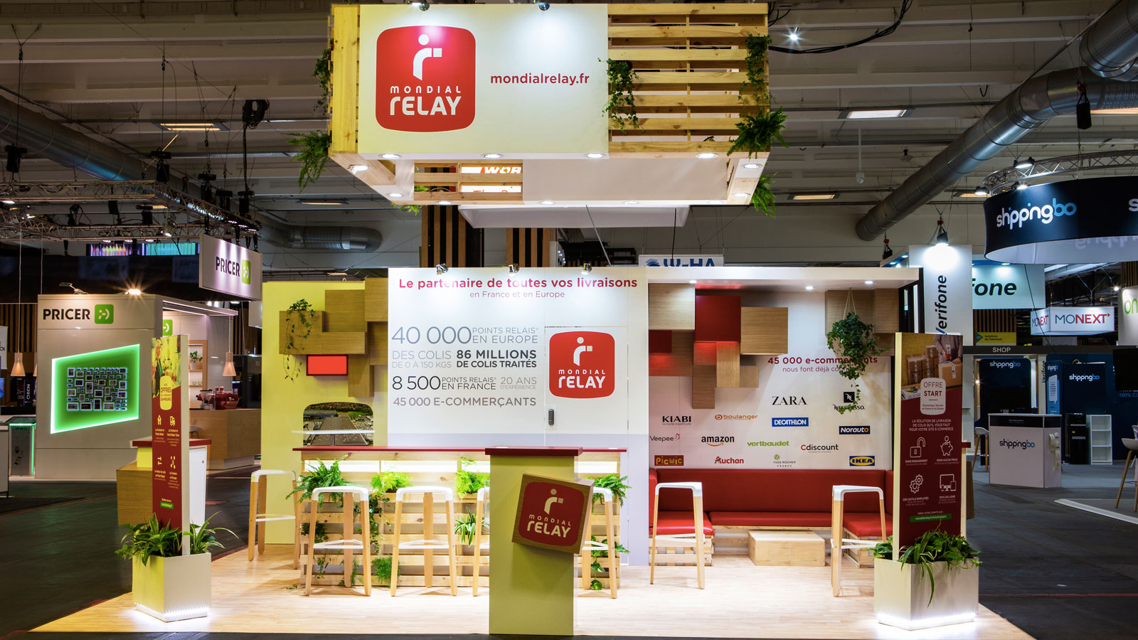 design-stand-bretagne-Stand-Design-MondialRelay-PRW-Wood-Palet