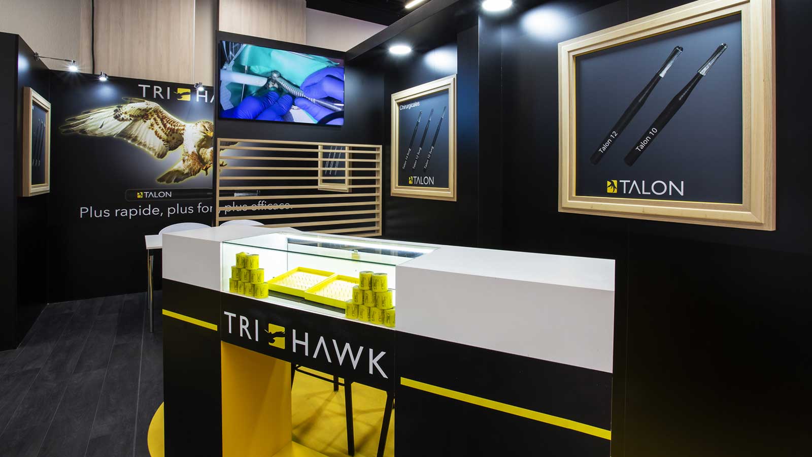 Stand-Design-ADF-Tri Hawk-Product display