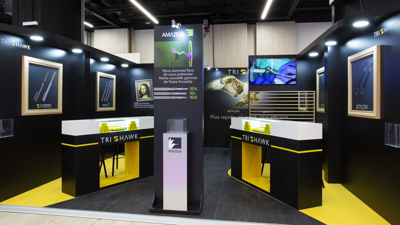 Stand-Design-ADF-Tri Hawk