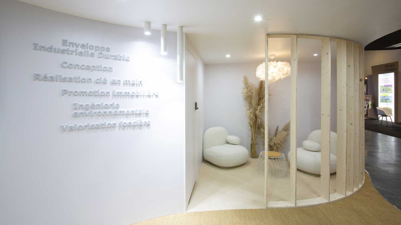 Stand-Design-Elcimai-SIMI-lounge