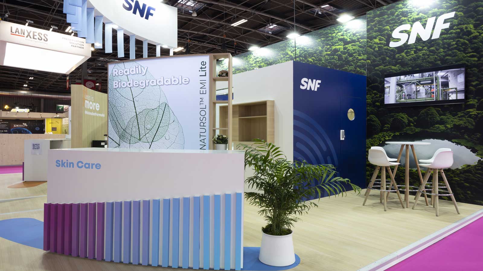 Stand-Design-SNF-InCosmetics-Demonstration