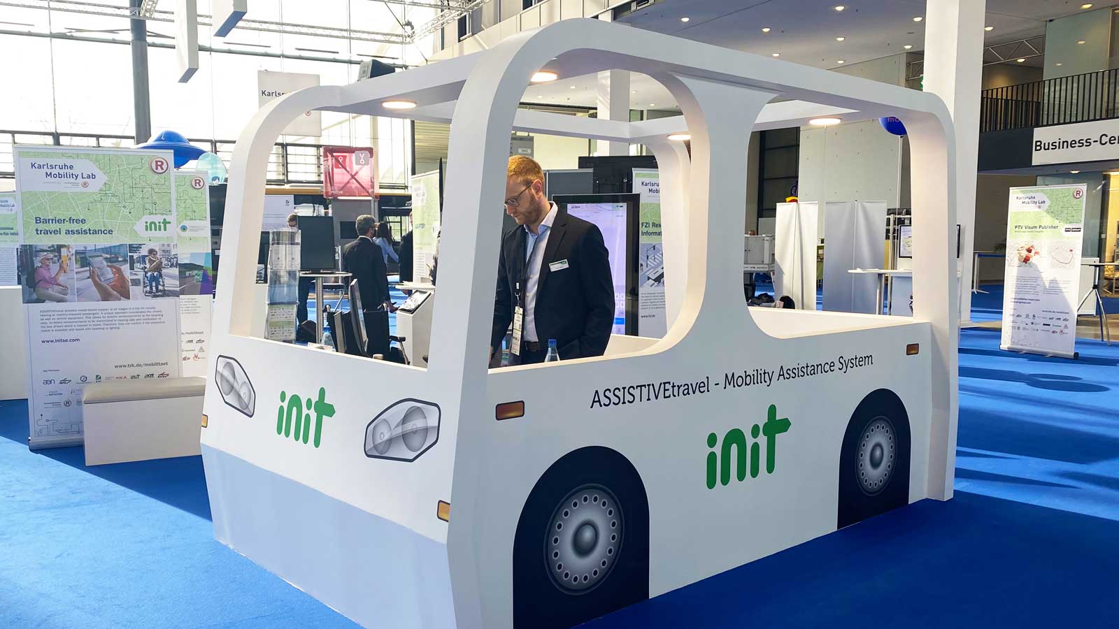 Stand-Design-Init-ITTrans-Bus