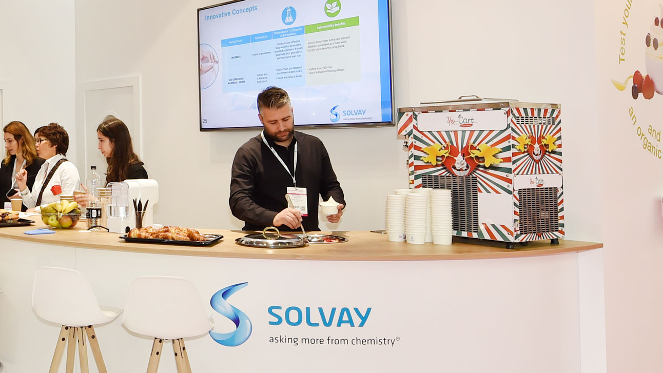 Stand-Design-Solvay-Novecare-InCosmetics-Origami-Frozen-Yogourt