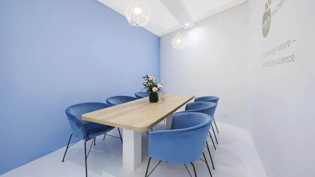 Stand Design Mibelle InCosmetics Simplicity